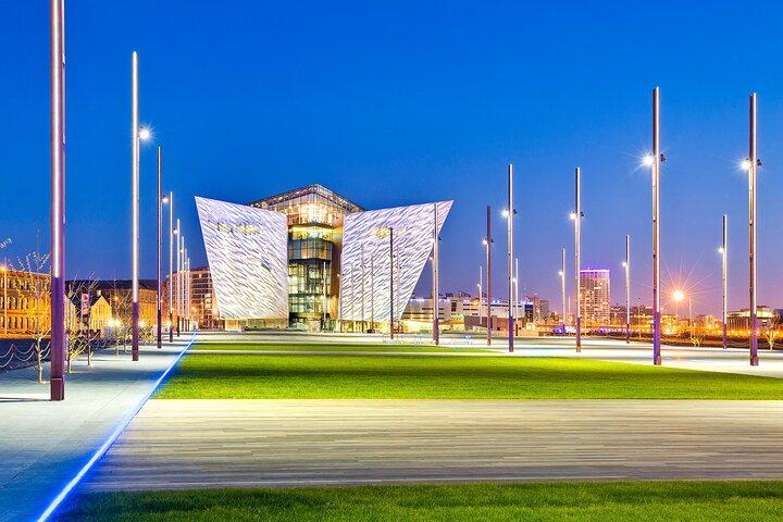 Belfast Titanic Experience & Black Taxi Visite des conflits politiques