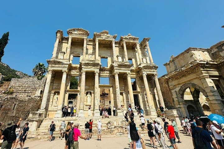 Private Ephesus & House of Virgin Mary Tour + Lunch from Izmir