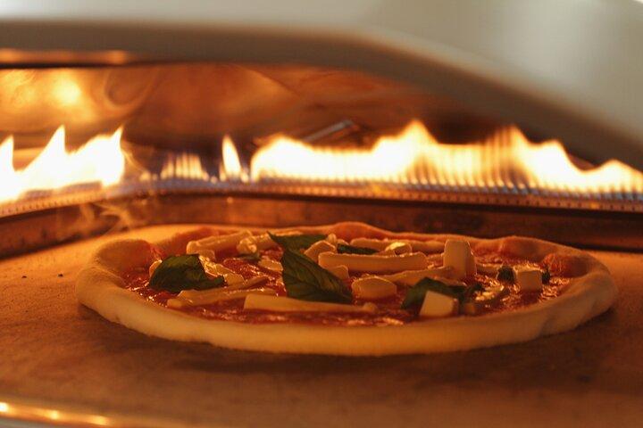 Rom Pizza Gör Klass med Aperol Spritz