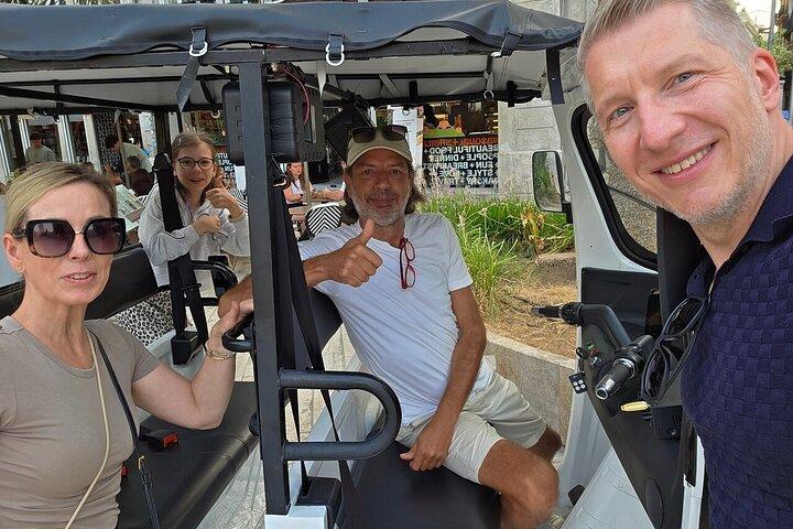 Private Tour with Tuktuk in Valencia