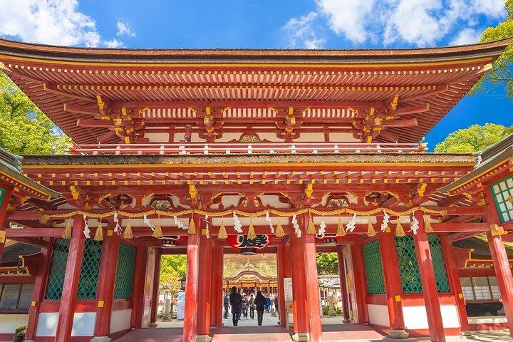 Dagstur till Dazaifu Tenmangu Shrine och Yufuin Kinrin Lake