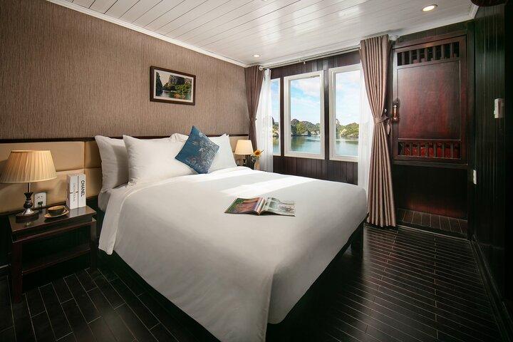 Entdecken Sie Halong und Lan Ha Bay in 2 Tagen mit La Regina Cruise