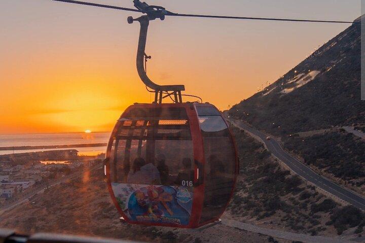 Soirée Couleurs Sunset Cable Car tour et Big Market Souk Agadir