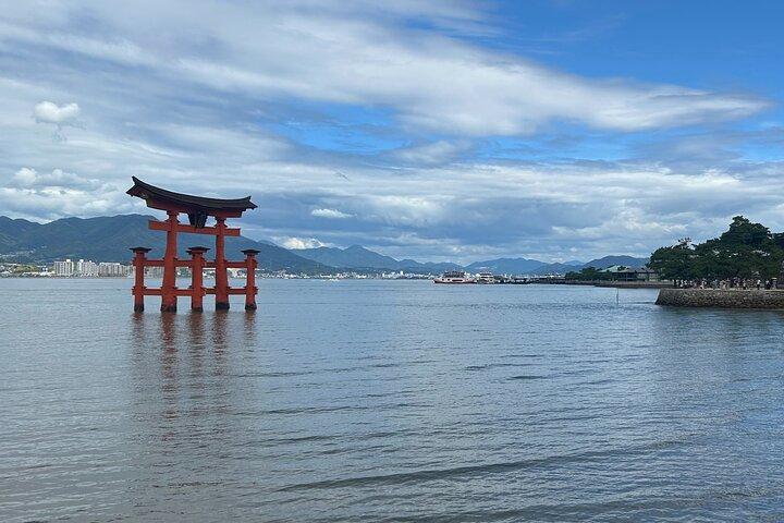 スペイン語ガイド付き広島・宮島6時間プライベートツアー