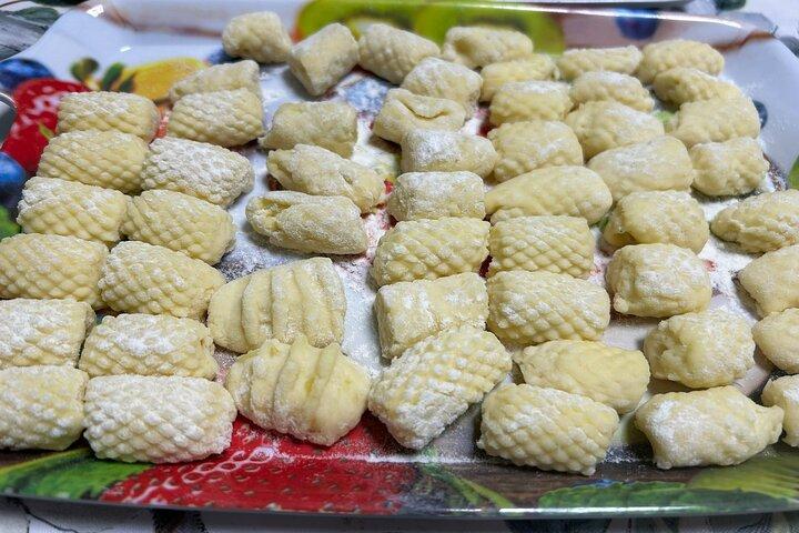 Tuscan-Emilian Apennines pasta class with local specialties