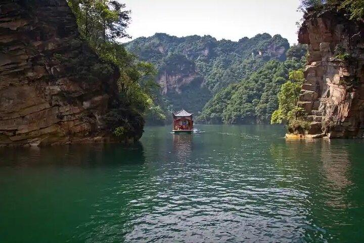 Privat tur til Baofeng Lake og Yellow Dragon Cave