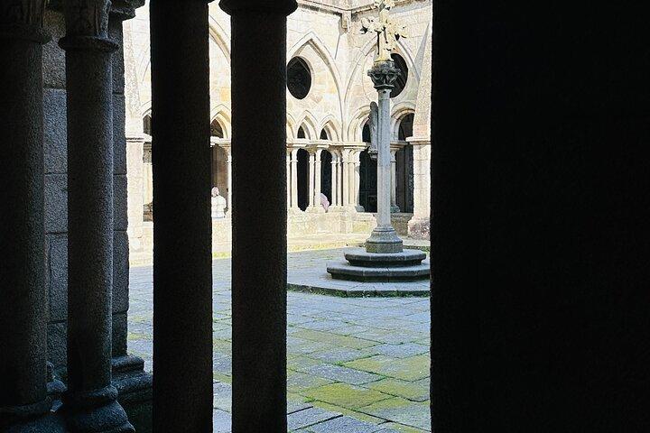Porto Cathedral Guided Tour with Entrance Tickets
