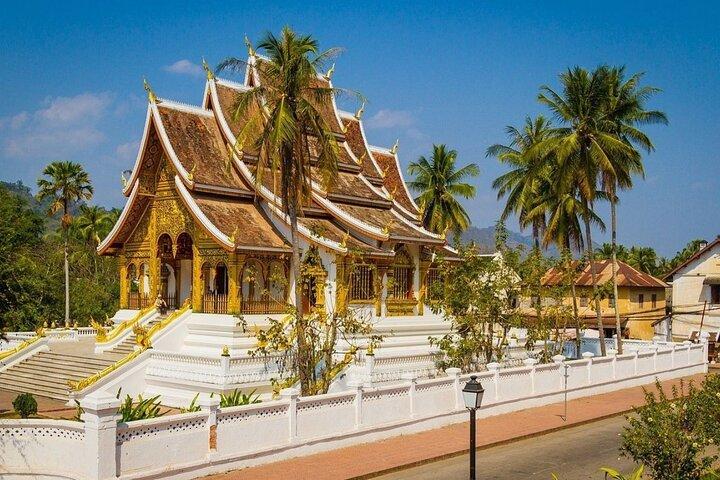 Visite privée des temples Luang Prabang et du musée du palais royal