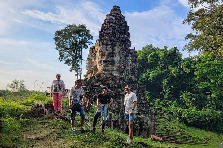 Full-Day Angkor Wat Sunrise Private Tour med Angkor Temples Pass