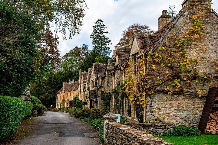 Excursão privada de um dia inteiro em Cotswolds a partir de London Historic Towns