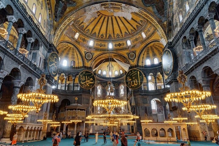 Istanbul: Blue Mosque, Hagia Sophia & opt. Cistern Tour