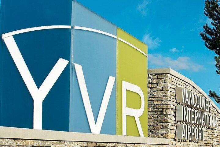 Grupo Transfer para/de Aeroporto Internacional de Vancouver (YVR)