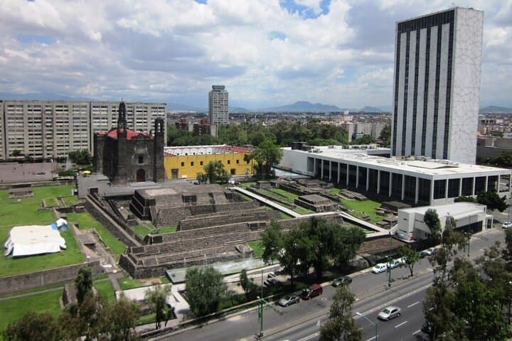 Teotihuacan Ruins and Tlatelolco Guided Tour with Tequila Tasting