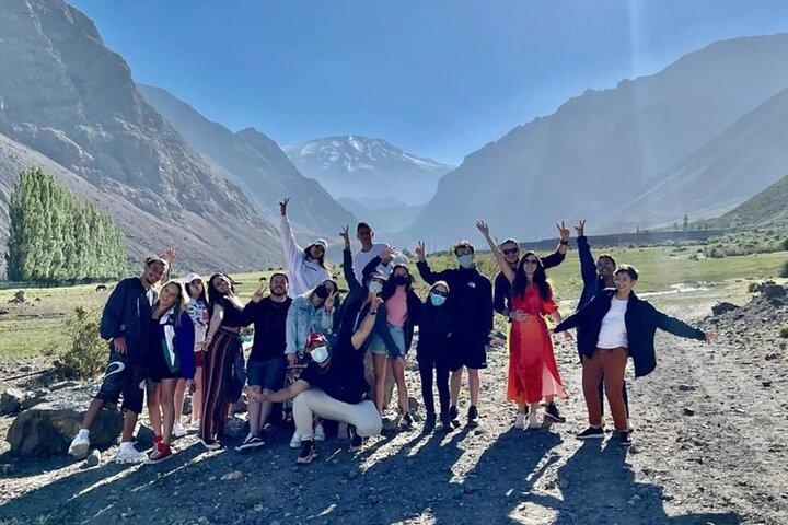 Cajon Del Maipo and Termas de Colina with Piquinique