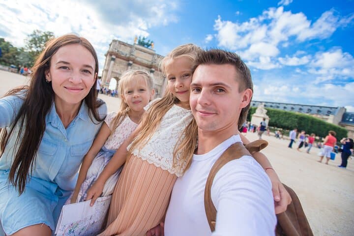 Paris Private Family Tour - Highlights & the Best Museum for Kids