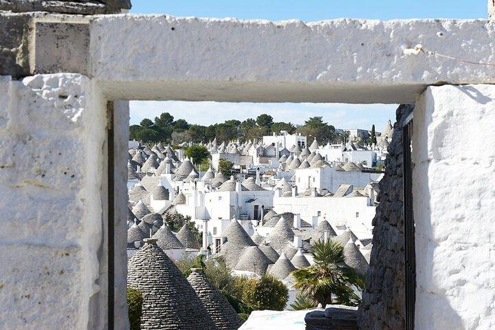 Découvrez Alberobello et Ostuni en bateau