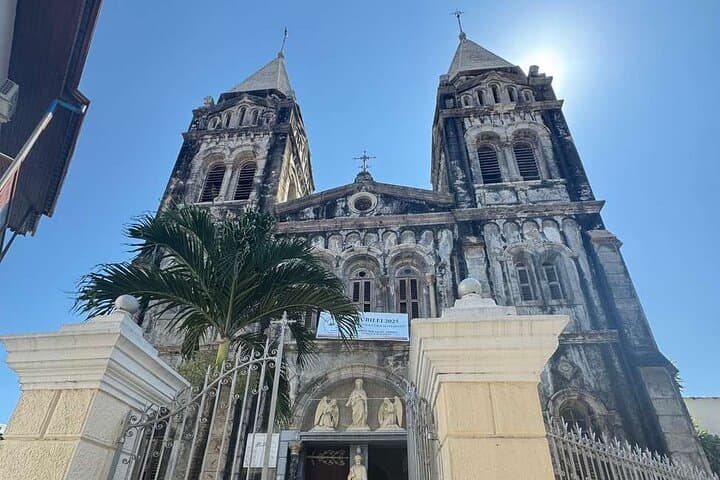 Zanzibar: Spice Farm & Stone Town Private Guided Tour with Lunch