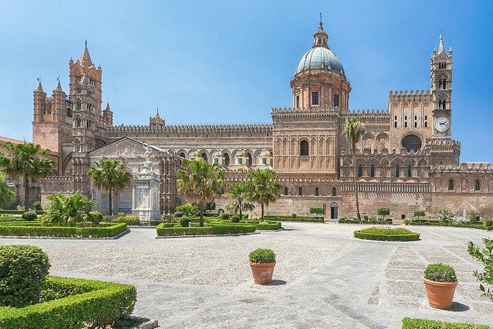 Private Audio Guided Walking Tour in Palermo