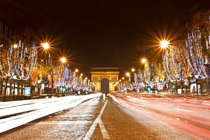 Paris Weihnachtsbeleuchtung und Märkte Familientour