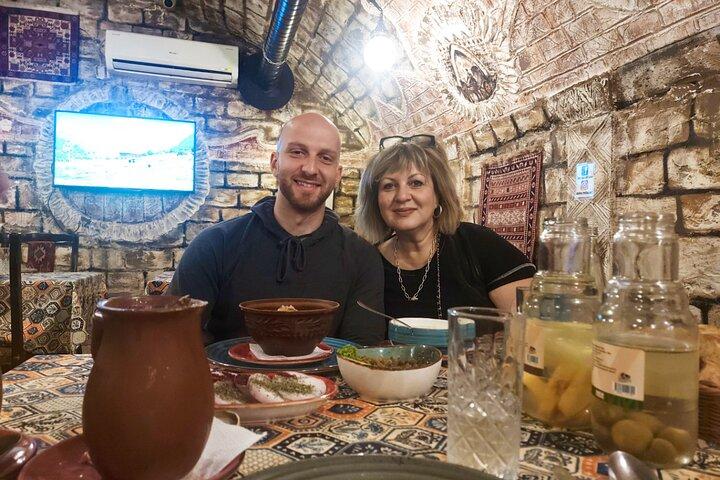 Gosto do Azerbaijão: Ultimate Cuisine Tour com lanches e jantar