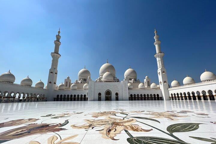Abu Dhabi City Tour Große Moschee von Ras al Khaimah