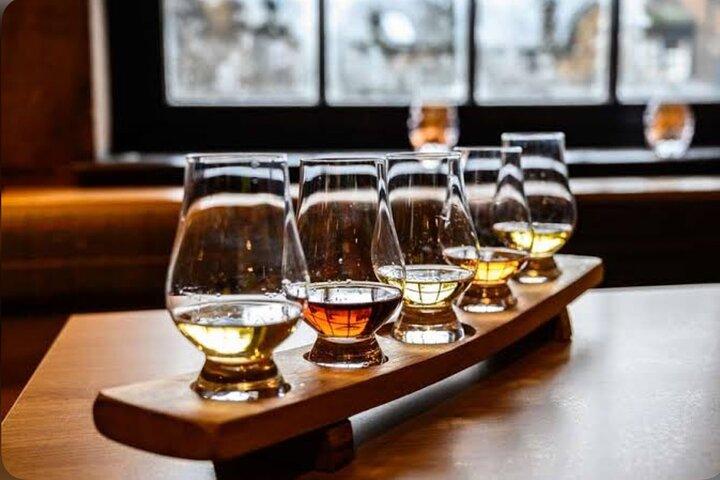 Yarra Valley bei Nacht! Private Wein-, Whisky- und Dinnertour