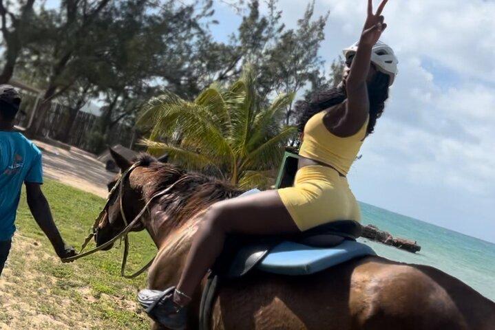 Hoteller i nærheden af Montego Bay Horseback Riding Tour