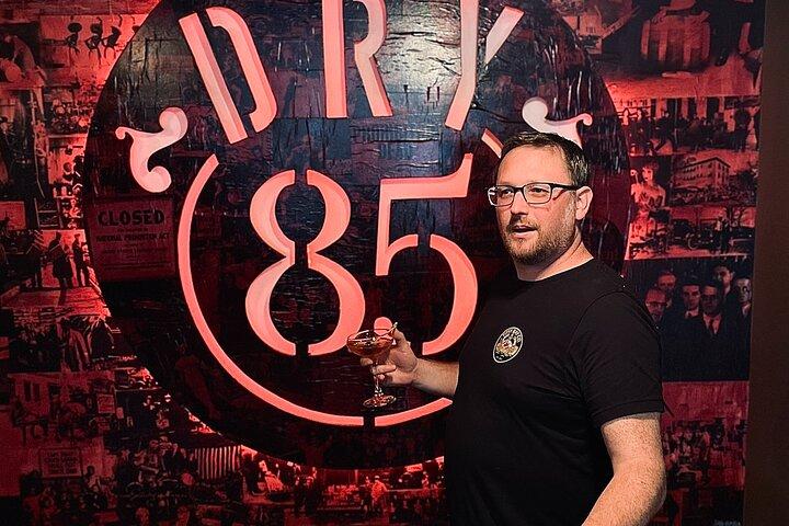 Tipsy History : The Happy Hour Historical Pub Crawl of Annapolis