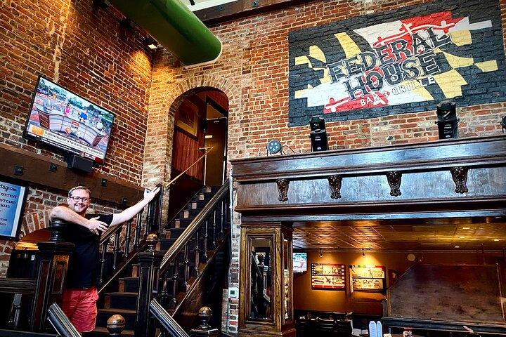 Tipsy History : The Happy Hour Historical Pub Crawl of Annapolis