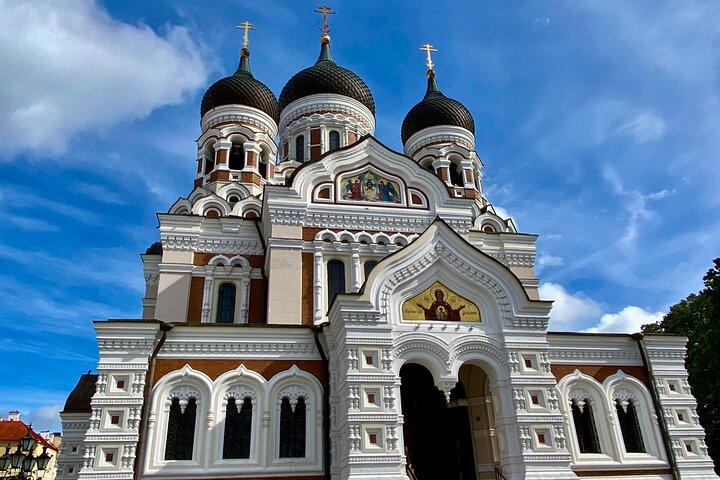 Tallinn Old Town Evening Walking Tour with Organ Concert