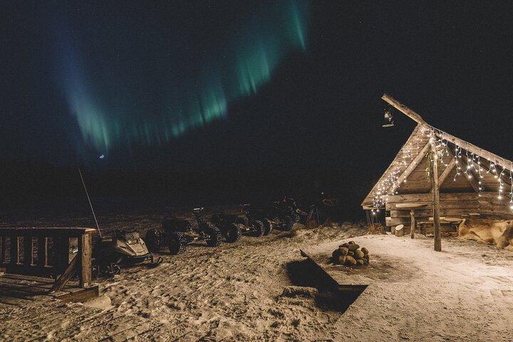 Ervaar Northern Lights een traditioneel Fins diner in Igloo