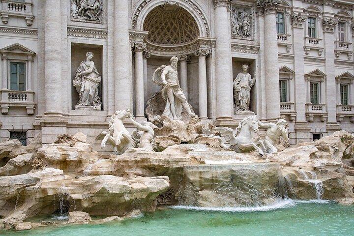 Explore Roma por carrinho de golfe com Guia de turismo profissional