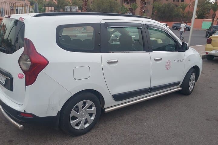 Private Transfer Rabat to Chefchaouen in an Air-Conditioned Taxi