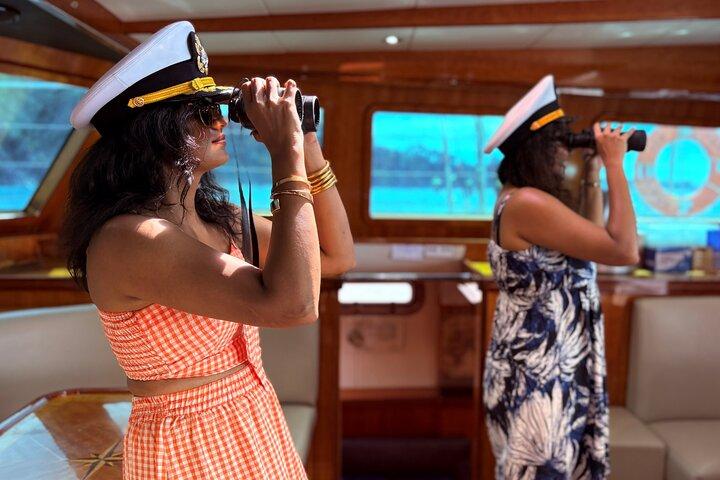 Privat tur i South Jeju, herunder Yacht, Falls & Mt.Halla