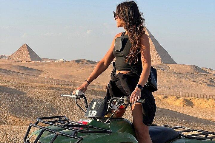 Pyramiden von Gizeh, Sphinx, Quad & Kamelritt Private Exkursion