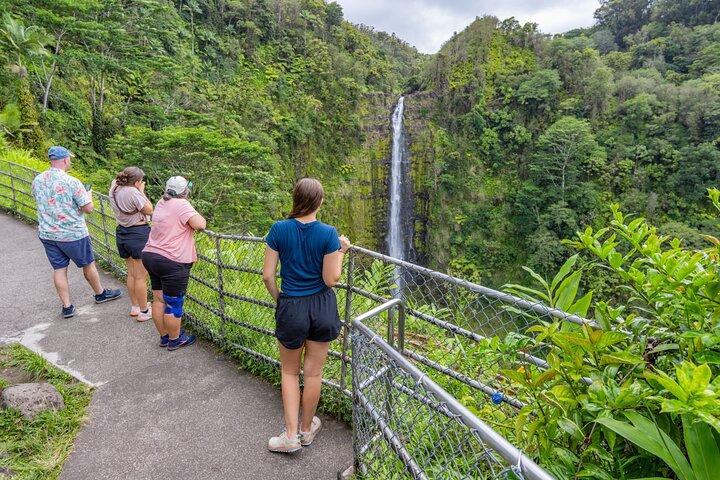 Privat - All Inclusive Big Island Volcano & Waterfalls Tour
