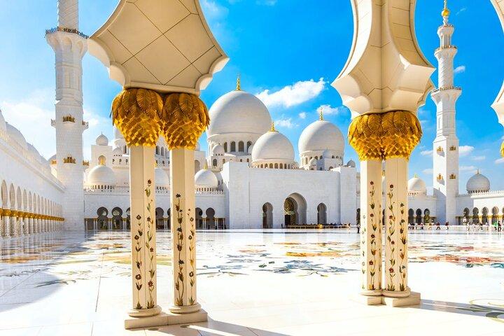 Abu Dhabi Full-Day Sightseeing Tour fra Dubai