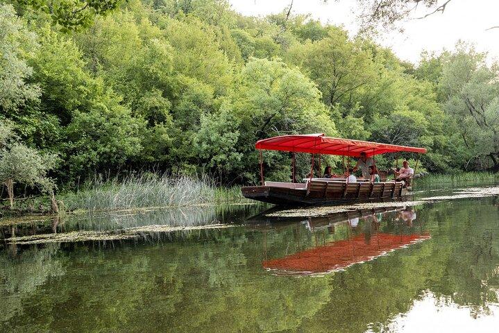 Nature's Table : Flussfahrt mit Weinprobe und Grillabend Mostar