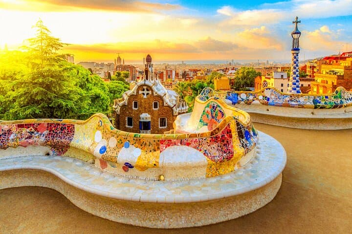 Priority Access Private Guided Tour of Park Güell