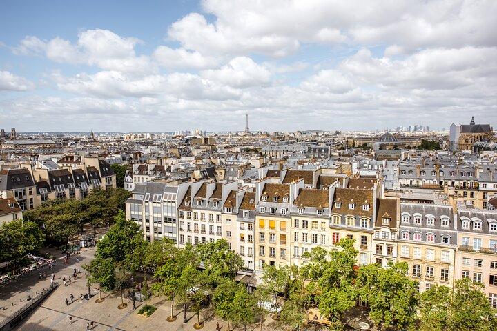 Paris Landmarks Unveiled: A City Walk at Your Pace