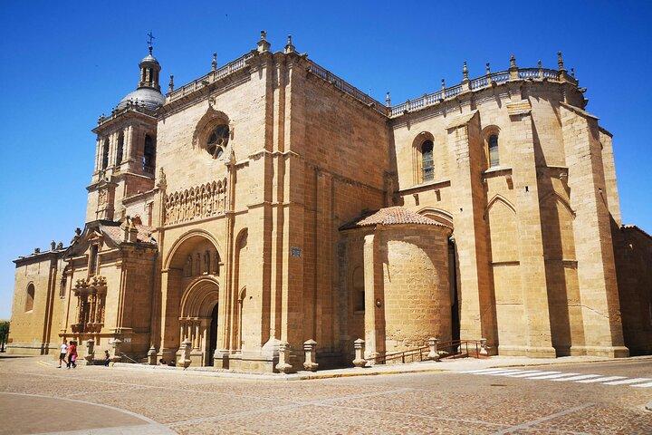 Passeio Salamanca-Zamora e degustação de presunto saindo de Valladolid