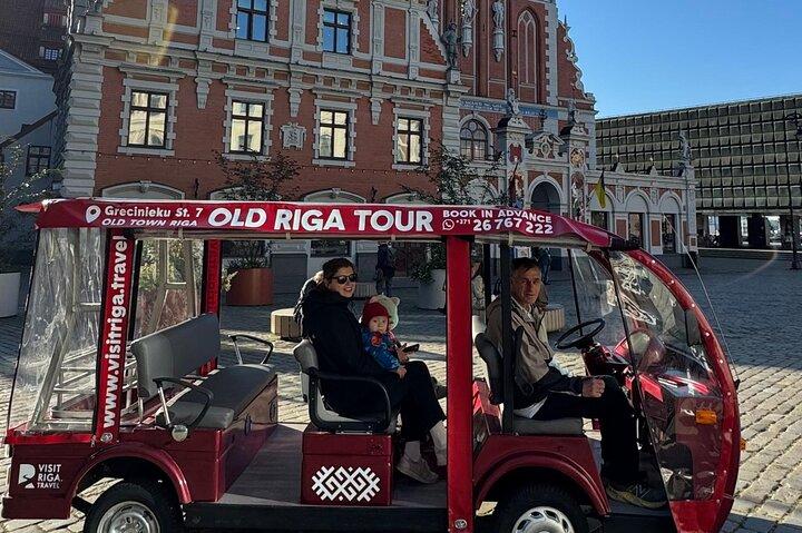 Old Riga Heated E-Bus Tour with Audio Guide
