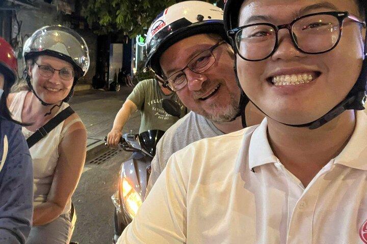 Ho Chi Minhstad: Lokale food tour per scooter met veganistische optie