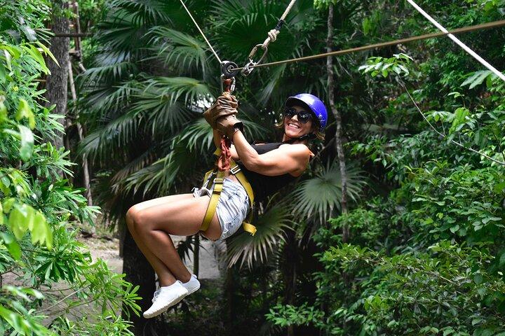 Jungle Triple Adventure Horseback, Ziplines und Cenote