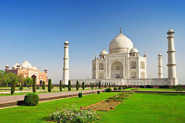 Tour di un giorno del forte Taj Mahal Agra e del baby Taj in auto da Delhi