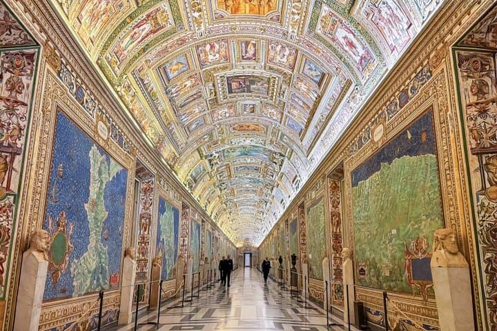 Skip-The-Line Vatican Museums, Sistine Chapel & Basilica Tour