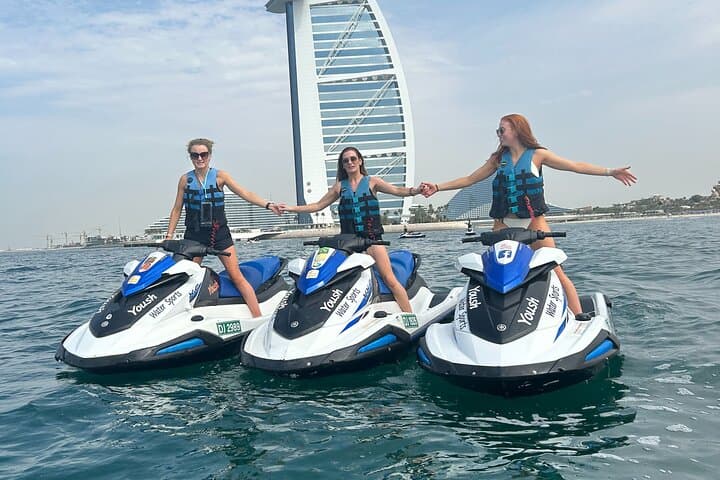 30Min Dubai Jet Ski Tour of Burj Al Arab with Free Ice Cream