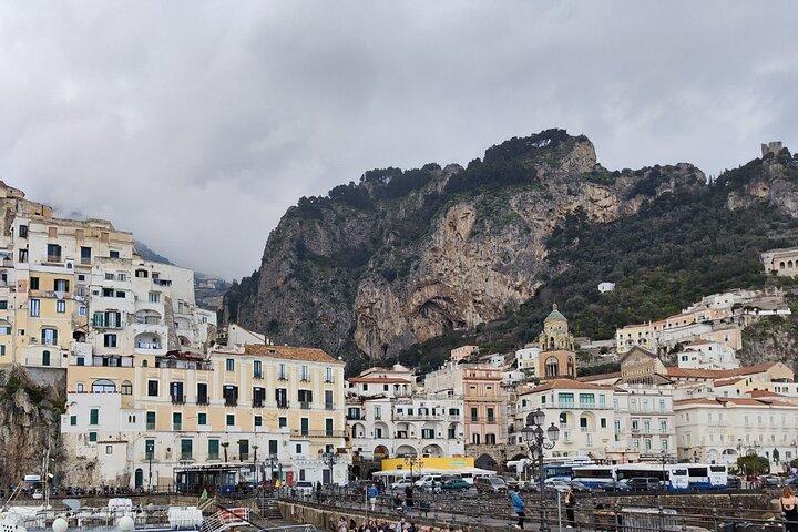 Fast Ferry Transfer Between Amalfi and Capri