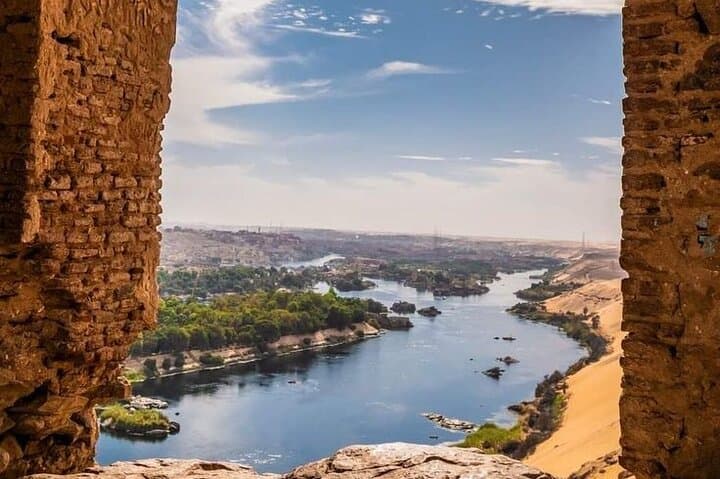 Nile River Lunch or Dinner Cruise in Luxor (private Tour)