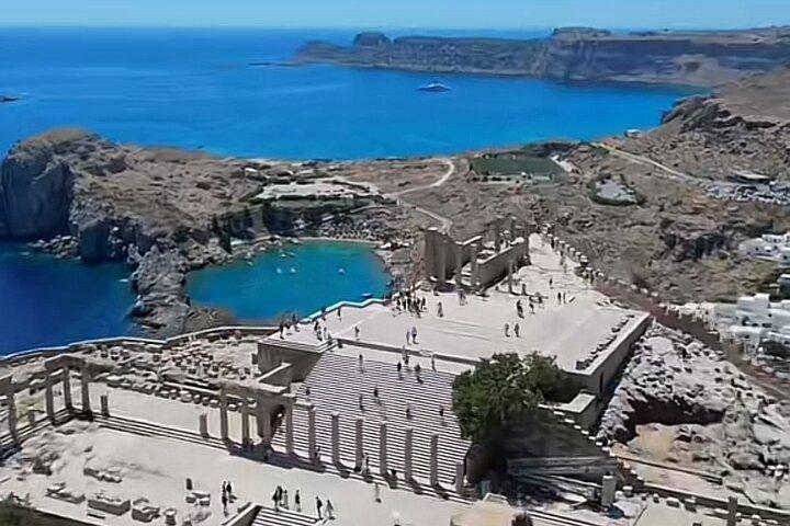 Rhodes Private Lindos Tour And Anthony Quinn Bay To Old Town (ロードス・プライベート・リンドス・ツアー・アンド・アンソニー・クイン・ベイ・トゥ・オールドタウン)